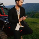 Alp Navruz Instagram -