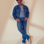 Alp Navruz Instagram -