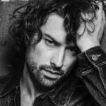 Alp Navruz Instagram –