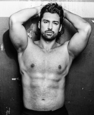 Alp Navruz Instagram - ⚫️⚪️