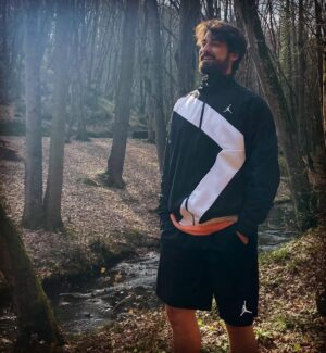 Alp Navruz Instagram - #breathin 🤙🏻