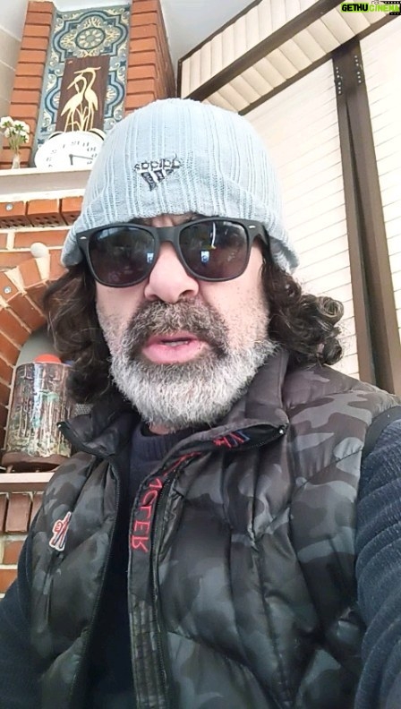 Alpaslan Özmol - 527 Likes - Morali bozuk arkadaşına gönder neşesi yerine gelsin, kuşkusuz kanıtlanmış 😁