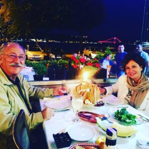 Altan Erkekli Instagram - 12 Temmuz 1996 - 12 Temmuz 2016 😍 23 yıl sevgiyle,sabırla,aşkla,daha nice yıllara ... 💓💐🎈🧿🍀