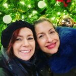 Alysia Reiner Instagram - Find a tree & someone who inspires you & love & hug them both up. Happy complicated forgiving breathing growing giggling evolving healing resting easy holidays. Love you @carriepreston #happyholidays #hugatree #womancrushwednesday #wcw❤️ #seasonsgreetings #touristinmycity #miracleshappen #hope #faith #joy #rockerfellercenter #nyc #newyorkcity #bestcityintheworld Rockerfella Christmas Tree - NYC
