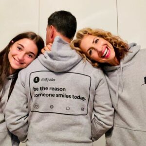 Alysia Reiner Instagram - Hi friends, September is childhood cancer awareness month & I would love you to join us & St. Jude Children’s Research Hospital® in this  hoodie campaign!! LINK IN BIO 

St. jude families  NEVER RECEIVE A BILL from St. Jude for treatment, travel, housing, or food - because all they should worry about is helping their child live.  LINK IN BIO 

September, join St. Jude Children’s Research Hospital® in recognizing Childhood Cancer Awareness Month. We won’t stop until no child dies from cancer. With your support, we’ll be one step closer to that day. One cure closer. One child closer. This month and every month: Let’s cure childhood cancer. Together. @stjude #StJudeAmbassador

#cancersucks #fuckcancer #cancerawareness #childhoodcancerawareness #childhoodcancerawarenessmonth #childhoodcancer #childhoodcancerwarriors #childhoodcancerresearch #childhoodcancersupport