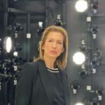 Alysia Reiner Instagram - #fbf That time I entered the 4th dimension #msmarvel #marvelmagic #moviemagic #3D #4D #5D #meta #metaverse #specialeffects #agentdeever #dodc #damagecontrol #mcu Marvel Universe