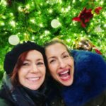 Alysia Reiner Instagram - Find a tree & someone who inspires you & love & hug them both up. Happy complicated forgiving breathing growing giggling evolving healing resting easy holidays. Love you @carriepreston #happyholidays #hugatree #womancrushwednesday #wcw❤️ #seasonsgreetings #touristinmycity #miracleshappen #hope #faith #joy #rockerfellercenter #nyc #newyorkcity #bestcityintheworld Rockerfella Christmas Tree - NYC