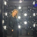 Alysia Reiner Instagram - #fbf That time I entered the 4th dimension #msmarvel #marvelmagic #moviemagic #3D #4D #5D #meta #metaverse #specialeffects #agentdeever #dodc #damagecontrol #mcu Marvel Universe