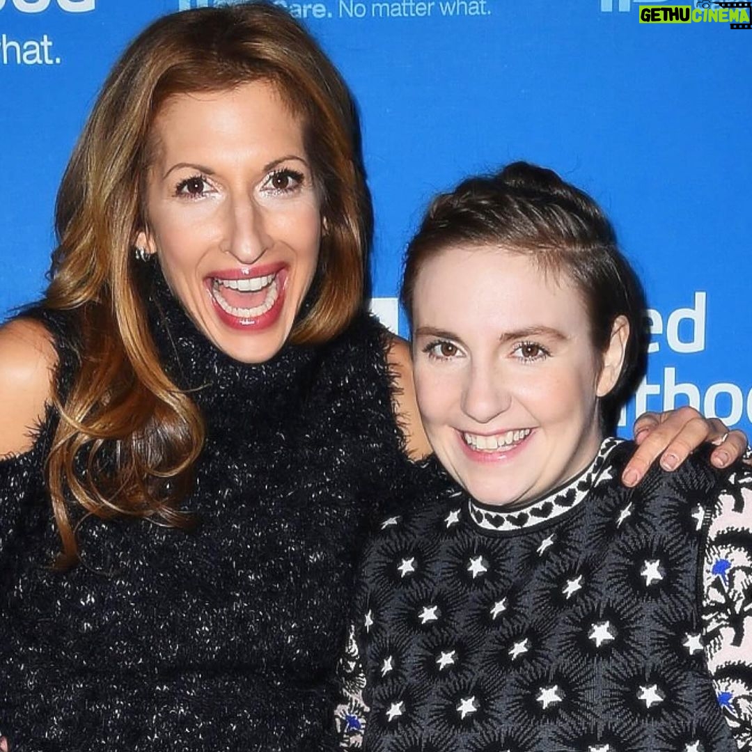 Alysia Reiner Instagram - Happy 40th Sundance!! Thank you for so many amazing years, memories, so many amazing films, so many amazing friends I’ve made, projects I’ve sold (!)… thank you for continuing to support me as a filmmaker and actress, thank you for @sundanceorg @sundancenow Collab and the magic and creativity it brought, particularly during the pandemic. Thank you for supporting the hopes and dreams of me and so many artists! I’ll never forget meeting @_robert_redford my very first fest… or @col.needham who started @imdb !!! Thank you @laura_k_lewis @tristent2 @leinerdylan @sonyclassics for making the year of @equitythefilm so incredible!! Check out this years fest & talent in person or online at https://festival.sundance.org/tickets/ #sundancefilmfestival #sundance40th #happybirthdaytoyou #birthdaylove #to40more Sundance Film Festival