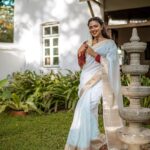 Amala Paul Instagram - "A Tapestry of Traditions unfolds: Onam's Graceful Embrace." Wishing you all a happy Onam🌼🌸 Camera @clickwithhitesh MUA @ashna_aash_ Outfit @cafefashion_by_remya_nair Jewellery @m.o.dsignature #onam #festivevibes #onamvibes #festiveClicks #instantmoments #onamcelebration #trending #onamsaree #kerala #onam2023 Old Harbour Hotel, Kochi, India