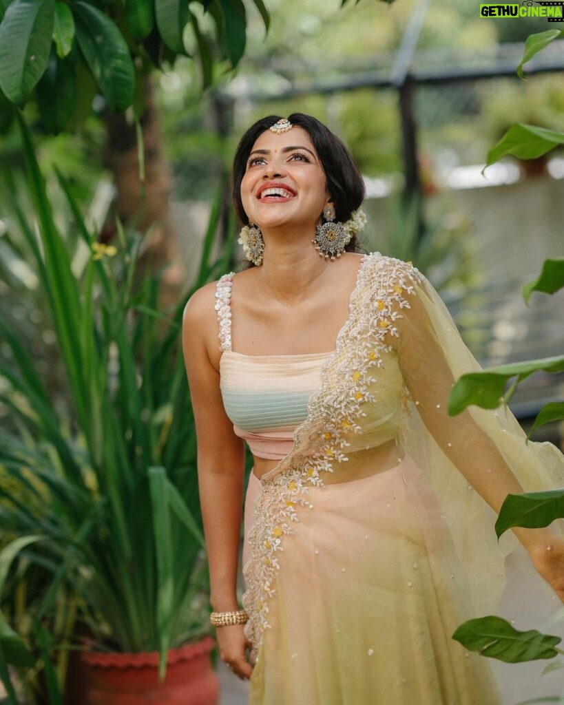 Amala Paul Instagram - Throwing it back to feeling mellow in yellow, like an oh-so-cheerful fellow! 🌞 . . . MUA @the_color_pallete Photography @magicmotionmedia Outfit @t.and.msignature . . . Managed by @connectbyocd . . . #throwbackthursday #YellowVibes #haldiceremony #shaadisaga #haldi #haldiceremony #floraljewellery #flowerjewellery #haldioutfit #mehendioutfit #mehendiceremony #mehendidesigns #haldifunction #haldidecor #haldibride #haldidress #haldilook #haldiphotography #instamood #viralhaldiphotos #viral #trending #fyp #reels #instadaily #wedding #instagood #love #life #happiness