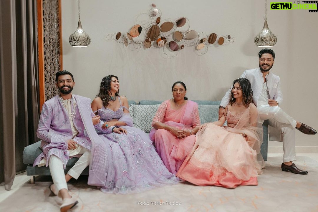 Amala Paul Instagram - Wrapped in love, surrounded by family. Happy Diwali 💖✨🪬 #blessedunion #family