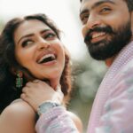 Amala Paul Instagram - In a Moment of Timeless Romance 💞✨🪬 #lovestory Photography & films ~ @magicmotionmedia Outfit ~ @t.and.msignature Jewellery ~ @m.o.dsignature Hair ~ @akshatahonawar Makeup ~ @unnips Events ~ @simevents.in @4_seasonsevents Bouquet ~ @florita_floral