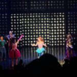 Amanda Jane Cooper Instagram - “Crazy! 🎤 I just can’t…” stop thinking about @tesssoltau and @ryahnixon in @onemoretimebway! *Hilarious* performances by these gorgeous friends. It’s “Lucky” 💁🏼‍♀️ that once upon a one more time we went to @cmudrama together. Love you ladies! Congratulations to @gifted2sing, @laurenzakrin, @thejennifersimard, @brigaheelan, @rysteele, @justinguarini and the whole cast!! Photos by @traceykdiebold 🪩 Once Upon a One More Time