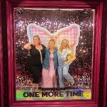 Amanda Jane Cooper Instagram - “Crazy! 🎤 I just can’t…” stop thinking about @tesssoltau and @ryahnixon in @onemoretimebway! *Hilarious* performances by these gorgeous friends. It’s “Lucky” 💁🏼‍♀️ that once upon a one more time we went to @cmudrama together. Love you ladies! Congratulations to @gifted2sing, @laurenzakrin, @thejennifersimard, @brigaheelan, @rysteele, @justinguarini and the whole cast!! Photos by @traceykdiebold 🪩 Once Upon a One More Time