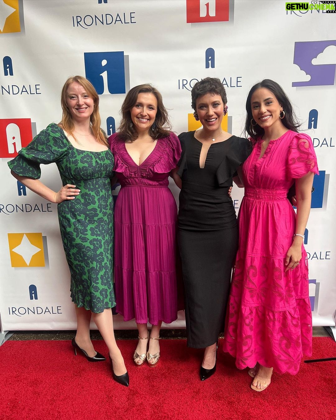 Amanda Jane Cooper Instagram - Incredible night honoring Barbara Mackenzie-Wood, our life changing acting teacher. After 37 epic years at @cmudrama, she retired this spring. A legend. We teared up to an amazing tribute by @zacharyquinto, were serenaded by @laharrington, celebrated with fellow Tartans & raised funds for @irondaleensemble - her theatre company here in Brooklyn. Thank you for your fire and passion and friendship Barbara!! We really love you. @bmacwood Swipe to meet Bubbles, @joemanganiello’s adorbs and sassy chihuahua. 🐕 Jewelry by @marrincostellojewelry Irondale Ensemble Project