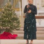 Amanda Jane Cooper Instagram - Concert season! Honored to sing for @cityrelief with @brandnewnyla, @louisjfernandez & The Bobby Lewis Ensemble. Swipe for gloryyy and a surprise visitor. Accompaniment by @elisauerkraut “Daughter of The King” by @jamiegraceh Jewelry by @marrincostellojewelry Maternity sparkles by @nuuly New York, New York