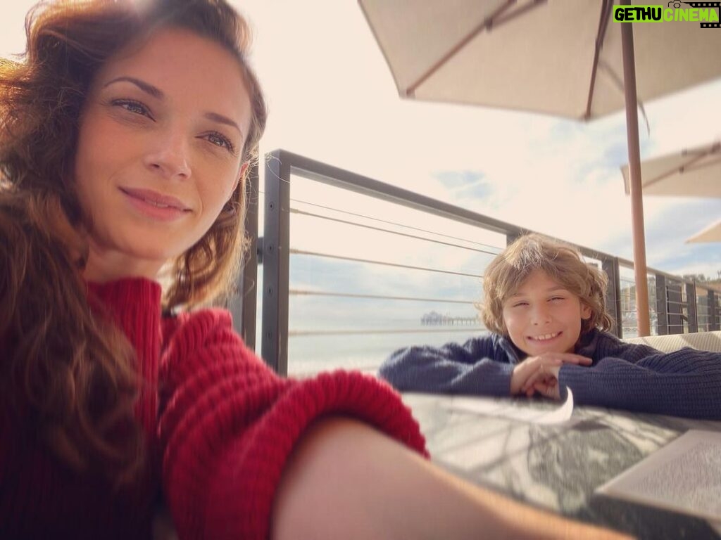 Amanda Righetti Instagram - Beach birthday vibes with the birthday boy. 🥳💜