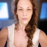 Amanda Righetti Instagram - In between filming scenes on the set of Far Haven, an 1880s western about redemption. Available on dvd and @primevideo Tuesday 1/9/24 link in bio #fb #bts #farhaven #farhavenmovie