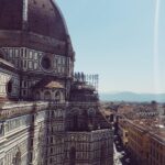 Amanda Zhou Instagram - When the walls talk. #travel_drops #florenceitaly🇮🇹 #europetravel #bringmeback #goosebumbs #duomo⛪️ Florence, Italy