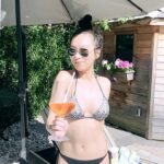 Amanda Zhou Instagram - Happy Canada Day Everyone! Cheers to staying safe!❤️ . . . #summertimevibes #thesix #torontobaby #bikinitime #canadaeh🍁🇨🇦 #covidcelebration #bbq #familytimewithdistance #stayingsafe #aperolspritz🍹 #theamandazhou #tryingtogetsixpack Toronto, Ontario