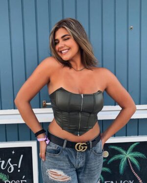 Amber Frank Instagram - Big mood this week😁