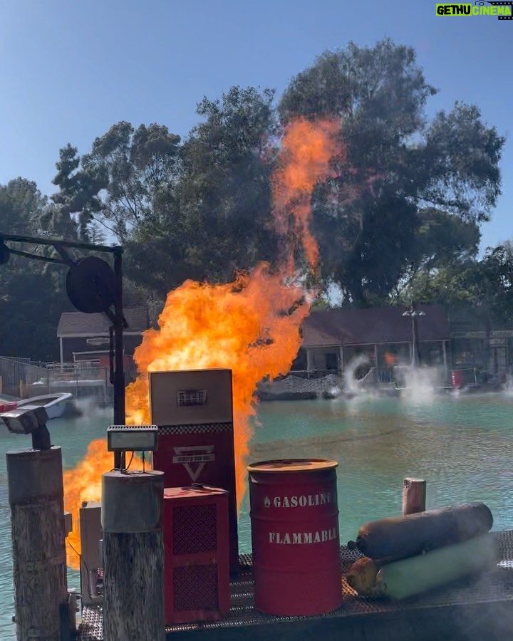 Amber Frank - 5.1K Likes - Thank you @unistudios for treating my besties and me to the most FUN DAY EVER!!! Super Mario world is the coolest thing Iβve ever experienced!!!π#AtUniversal