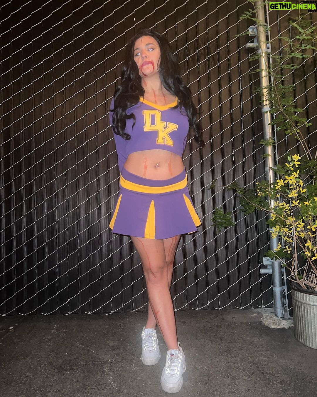 Amber Frank Instagram - And now, I’m eating your boyfriend. See? At least I’m consistent.