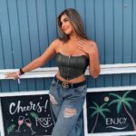 Amber Frank Instagram - Big mood this week😁 Miami, Florida