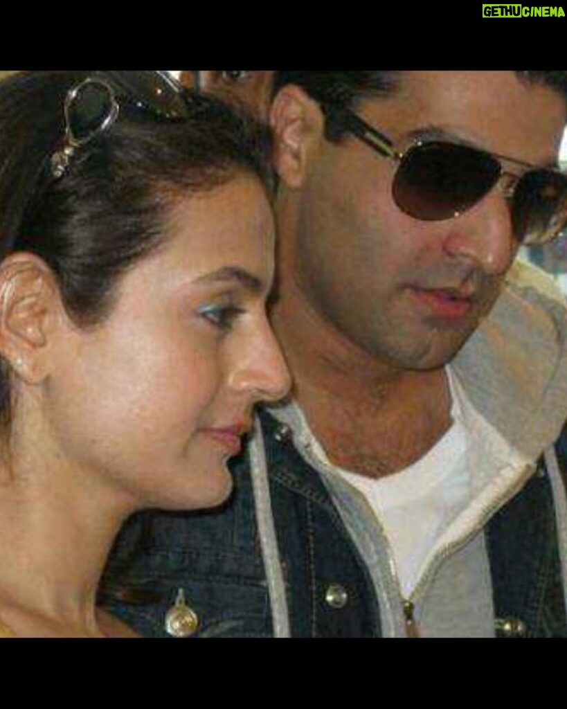 Ameesha Patel Instagram - Happppppppy happppppy bday @kuunalgoomer -the most amazing friend , guide , business partner —— actuli I have no appropriate and amazing name for this super amazing n special bond we share because ur toooo special a person n even a platinum heart is tooooo less for u !!!! May this day starting till infinity only smiles n the best of everything that u soooop deserve 💖💖💖💥💥🎂🎂🎂