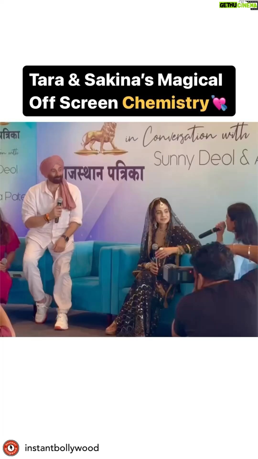 Ameesha Patel Instagram - Posted @withregram • @instantbollywood Tara pampering & being possessive about his Sakina aka @ameeshapatel9 like he always is and has been🥹🤌🏻💖 . . #sunnydeol #ameeshapatel @iamsunnydeol
