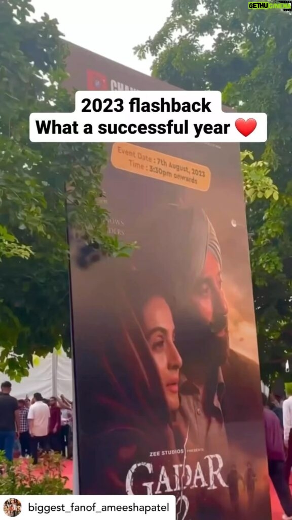 Ameesha Patel Instagram - Posted @withregram • @biggest_fanof_ameeshapatel What a successful year (2023) ..@ameeshapatel9 ❤ So happy for my most favorite actress..... . . Thank uuuu soooooo much for such a beautiful message n video 💖💖💥 . . #ameshapatel #ameshapatel9 #flashback2023 #Biggest_fanof_ameeshapatel #mohanghuge9 .....