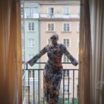 Amie Bramme Sey Instagram – Väntar på min taxi till festen like…! Full look Rabanne HM! Otroligt samarbete som finns i utvalda butiker och online från 9/11. @rabanne @hm #RabanneHM