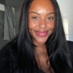 Amie Bramme Sey Instagram – Pat your weave, ladies! Pat-pat-pat your weave, ladies! Oook från morgonrufs till en sleek look med rakt hår med min Dyson Corrale. Ni vet att jag älskar verktyg som inte utsätter håret för extremt värme. Detta gäller alla Dysons värmeverktyg, inte minst plattången Corrale. Det ska vara effektivt, skonsamt och smidigt (trådlöst yaheard?). Såhär ser det ut på morgonen hos mig när fixar håret 😘
#dyson #dysonhair #dysoncorrale