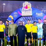 Amitabh Bachchan Instagram – “An evening in Riyadh .. ” what an evening .. 
Cristiano Ronaldo, Lionel Messi, Mbape, Neymar all playing together .. and yours truly invited guest to inaugurate the game .. PSG vs Riyadh Seasons .. 
Incredible !!!

#football #Ronaldo #Messi #AlNassr #SaudiArabia @thebushramahdi @rredfilms #Turkialalshikh