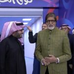 Amitabh Bachchan Instagram – “An evening in Riyadh .. ” what an evening .. 
Cristiano Ronaldo, Lionel Messi, Mbape, Neymar all playing together .. and yours truly invited guest to inaugurate the game .. PSG vs Riyadh Seasons .. 
Incredible !!!

#football #Ronaldo #Messi #AlNassr #SaudiArabia @thebushramahdi @rredfilms #Turkialalshikh