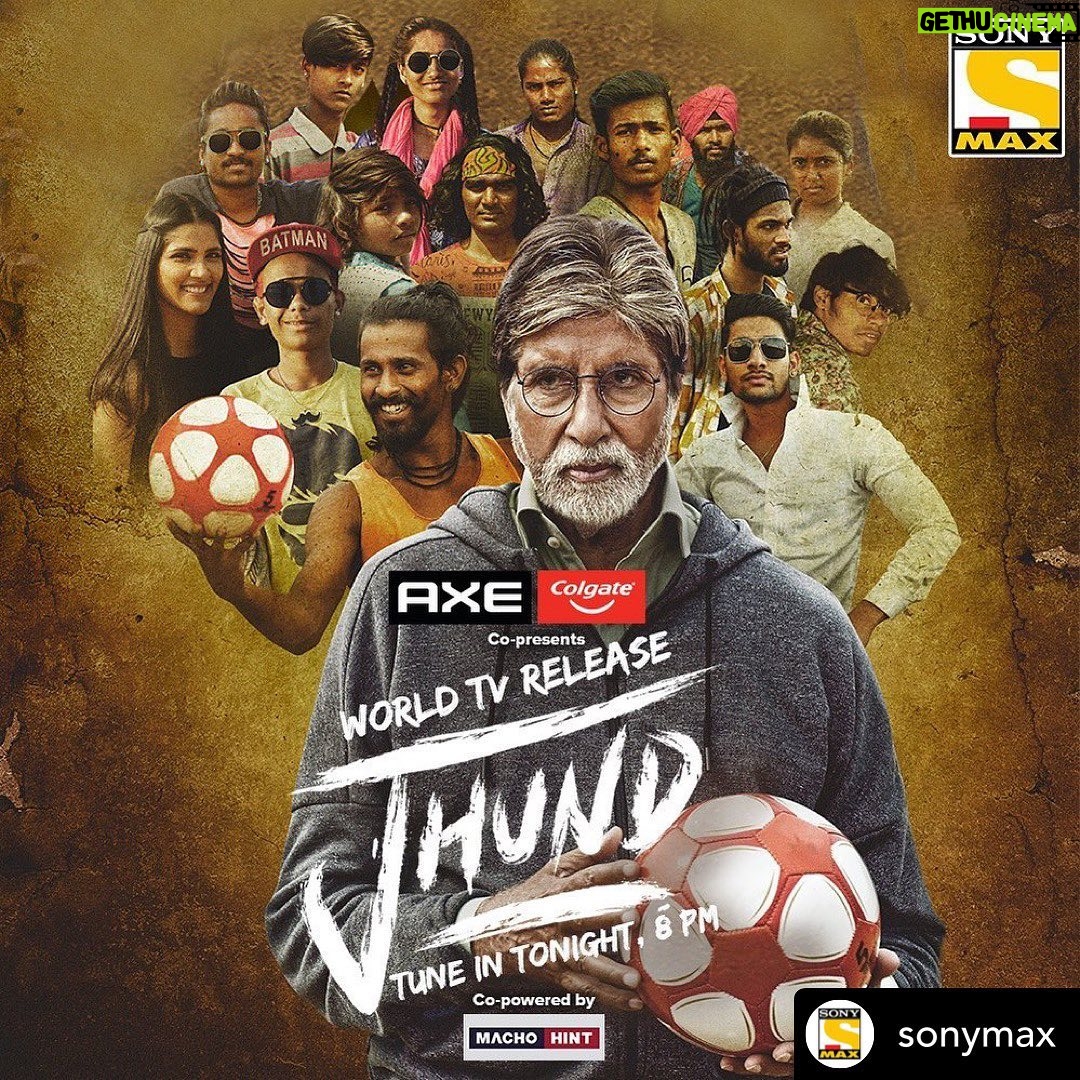 Amitabh Bachchan Instagram - Repost @sonytvofficial .. Kya in bachchon ka jazba aur Vijay Borade ka saath, inhe lekar jayega apne manzil tak? Watch the #WorldTVRelease of #Jhund, Tonight 8 PM, only on #SonyMAX #SonyMaxJHUND #DeewanaBanaDe #Deewangi #AmitabhBachchan