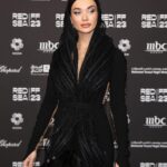 Amy Jackson Instagram - What an honour to be here in Jeddah for the third edition of the @RedSeaFilm Festival Opening Ceremony. #RedSeaFilmFestival is showcasing 130 films from 77 countries in over 47 languages over the next 10 days - a huge platform to the cinematic world. Congratulations @moalturki and the whole of #RSFF for such a momentous occasion and for all you do for young, ambitious filmmakers throughout the Middle East and worldwide 🙏🏼❤️ Lots of love to @timaabid.sa for dressing me in one of your incredible designs for the Red carpet ❤️‍🔥 I had a bit of competition from Ed 🕺🏻 I see you @joshuakanebespoke 😜 *** my feathers are faux FYI!!!! Hair and Makeup by my 🇮🇹❤️ @roberta_anzaldi_makeup_ @massimoserini.official @cinzia_carletti @esmeraldabrajovic and team 💪🏼 Jeddah, Saudi Arabia