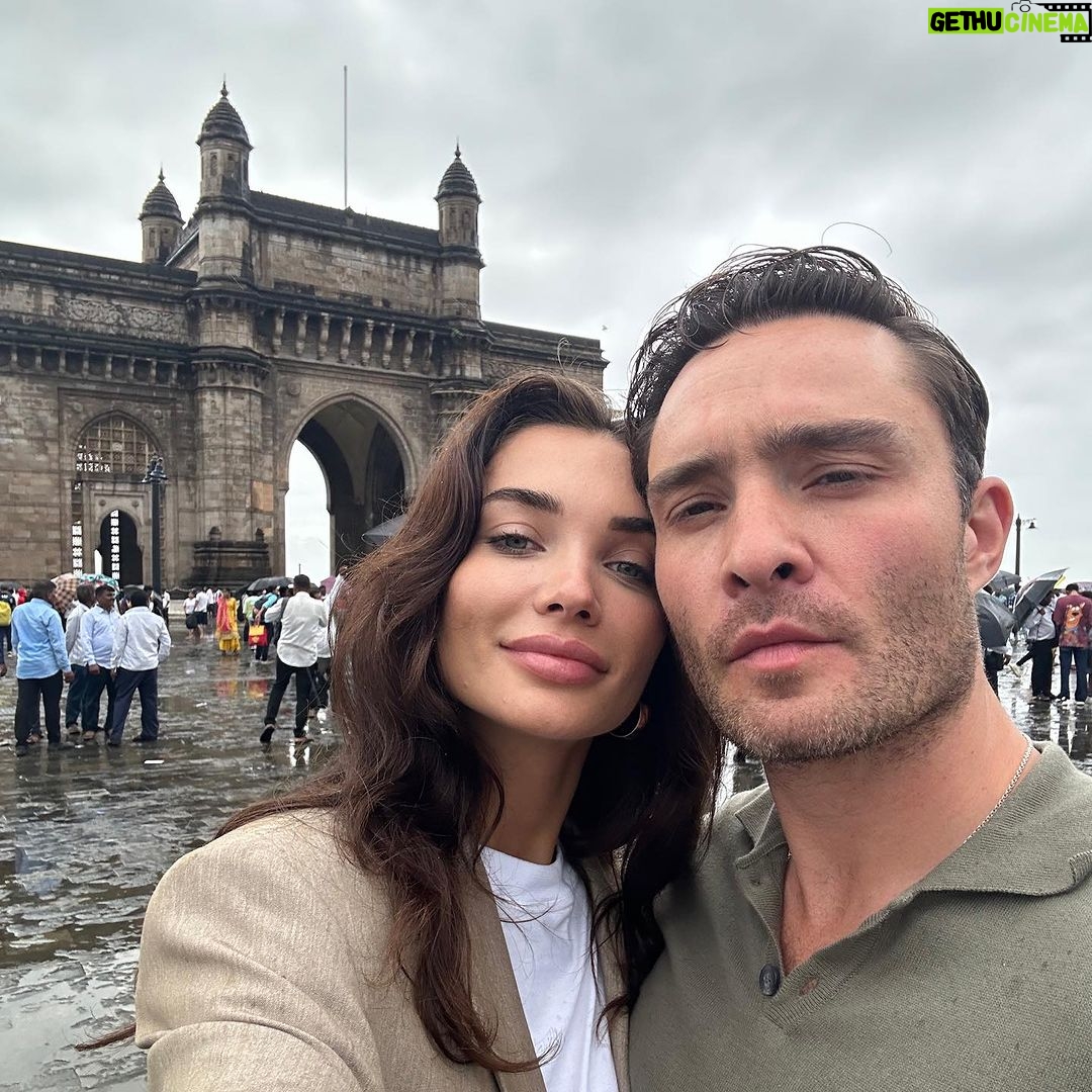 Amy Jackson Instagram - Namaste ya lil tinker 🫶🏼 Mumbai, Maharashtra