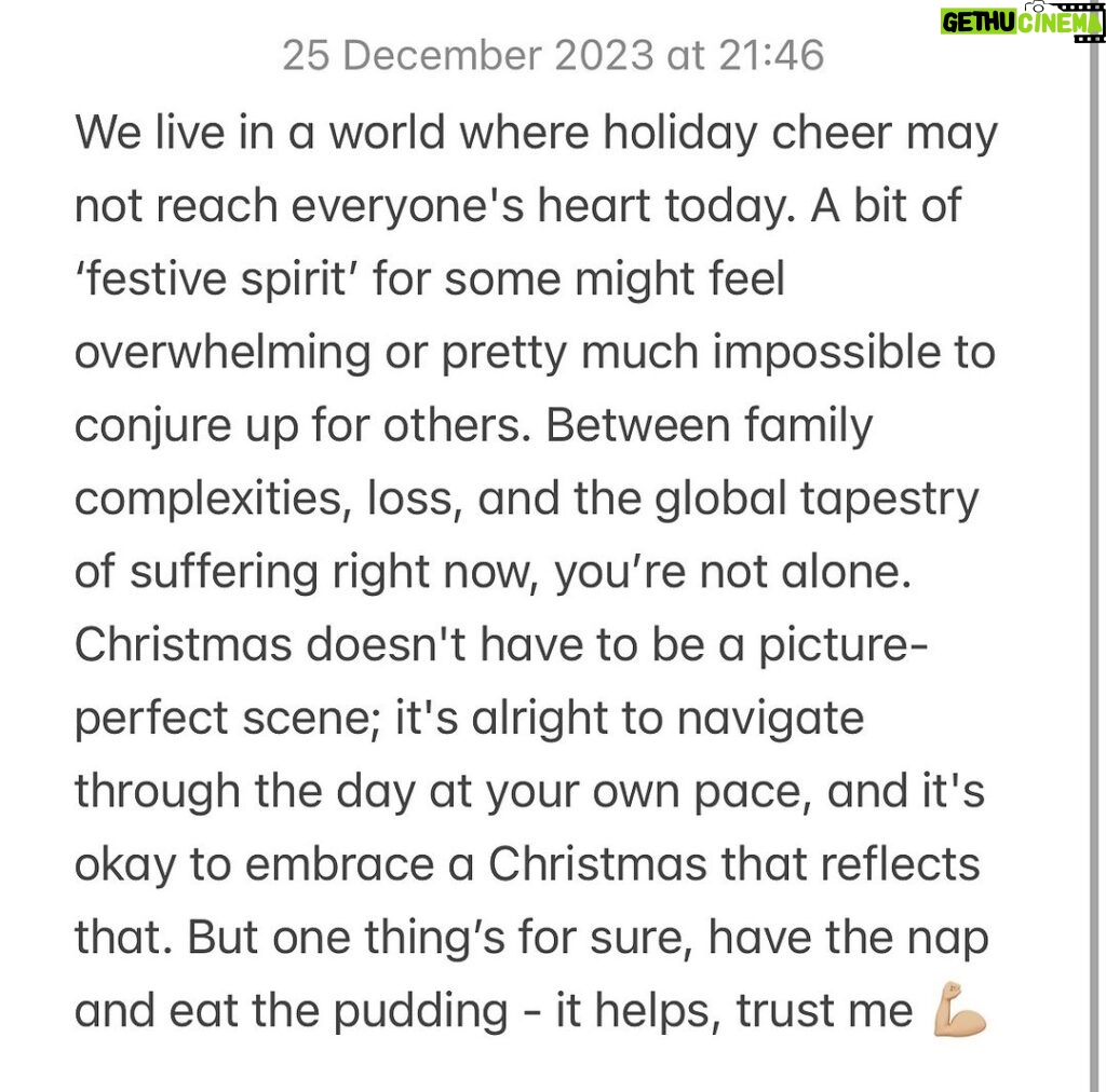 Amy Jackson Instagram - Kindness goes a long way at Christmas, kids ❤️