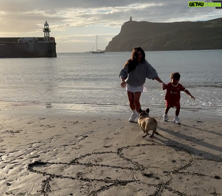 Amy Jackson Instagram - Happy Heads ❤️ Isle of Man