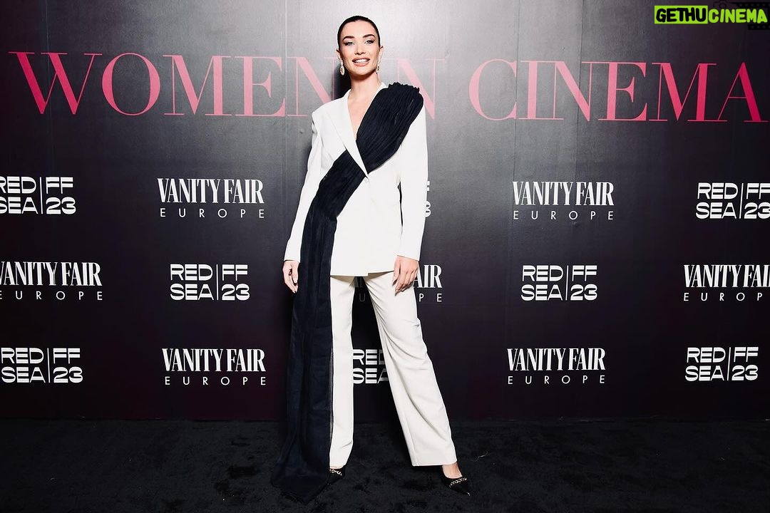 Amy Jackson Instagram - Women in Cinema @redseafilm x @vanityfair #RSIFF23 plays a huge role in ensuring female filmmakers, particularly from Asia, Africa and the Middle East are represented and have their stories heard on a global scale. Wearing the chicest power suit by @monaalshebil 🇸🇦 Diamonds by @chopard And GLAMFAM @roberta_anzaldi_makeup_ @massimoserini.official @cinzia_carletti Jeddah, Saudi Arabia