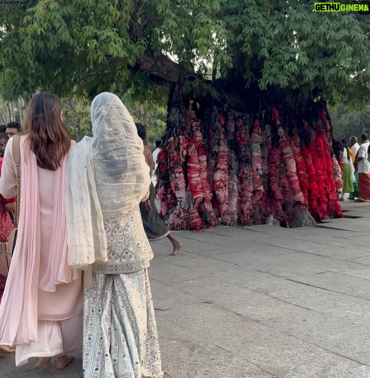 Amy Jackson Instagram - Privileged moment in Coimbatore with @sadhguru - one of the most inspiring visionaries of our time. In between our movie promotions for Mission, we had the opportunity to visit Isha Yoga and meet with the creator himself and learned about his own mission concerning holistic well-being and sustainable causes - all of which is having a hugely positive impact on the world we live in. Whilst spending time with Sadhguru, we discussed all sorts of subjects from raising HAPPY, healthy children, to the world’s future mental health crisis and the importance of creating an environment that fosters wellbeing for ourselves. Mindful eating was a big talking point and having the connection between the food we consume and the health of the soil it comes from - which is currently in a deeply concerning state and why Sadhguru went on a 100 day ‘motorcycle mission’ to save soil! So, thank you Sadhguru your transformative teachings and support for noble initiatives make a profound difference in the world. It was such an honour spending time with you and your volunteers ✨ I can't wait to visit again soon. Also, so much love to @anitadongre for the stunning Salwar I wore for the occasion. Anita continuously promotes traditional crafts and artisans, and advocates for responsible fashion. I love her designs 💘 Swipe to the end for a giggle!!!