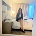 Amy Landecker Instagram –