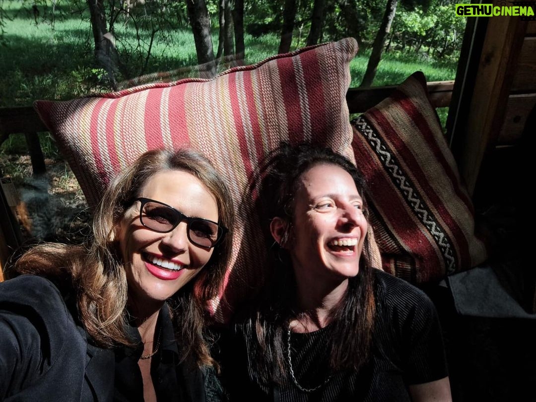 Amy Landecker Instagram - Incredibly grateful to have the opportunity to work with this filmmaker . Won’t say more because I don’t want to jinx it Hadas ;) @hadasayalon @sundanceorg Sundance Mountain Resort