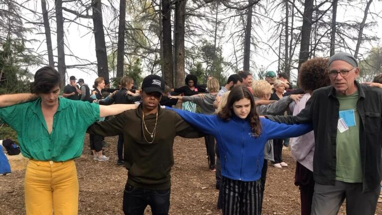 Amy Landecker Instagram - In honor of Trans Day of Visibility I am sharing this memory of dancing in the woods with people of all ages, backgrounds, genders and orientations with total joy learning the ‘sneaky mouse.’ This is what the world looks like with enough love and empathy and support and freedom. God I miss it. Joyacaust! #transdayofvisibility #transparenttv #musical #finale #transisbeautiful