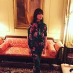 Amy Landecker Instagram - First Lady Portraits from the Transparent visit to the White House during the Obama Era. It was a time of incredible progress that was followed by a swift and cruel backlash taking away women’s rights, LGBTQ rights and affirmative action. But the progress was real and right and we must fight for that long arc to bend towards Justice. @harinef @tracelysette @zackarydrucker #vote #freedom