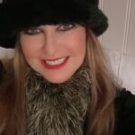 Amy Lyndon Instagram - ⭐️Is this your winning year? Drop me a ❤️ if you believe it’s your year to shine.✨✨ DM me for class schedules and discounted courses. No more shoulda couldas cuz I’ve got affordable options for your training! ~~~~~~~~~~~~~~~~~ Follow @amylyndon for acting inspiration ⚡️⚡️ Share with a friend❤️ ~~~~~~~~~~~~~~~~~ #acting #greatactor #actingcoach #actingclass #selftapeaudition #actors #actingtechnique #thelyndontechnique #selftape #audition #actorslife #amylyndon #actors #inspiration #motivation #actingtips #actingadvice #actingtechnique #linkinbio👆 #thelyndontechnique #amylyndon #bookedandbusy #actor