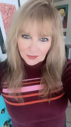 Amy Lyndon Instagram - HOW TO SUSTAIN CRYING🥲 

I thought I would give you guys a discipline called the “Rite Aid Exercise.” It’s a way that you can practice crying and build that muscle to be able to do it over and over again.

Go out and try it. I’d love to see how it worked for you.
~~~~~~~~~~~~~~~~~~
Follow @amylyndon for acting tips & Inspiration. ⚡️⚡️DM for class info💥🎬🎭 Share with a friend❤️
~~~~~~~~~~~~~~~~~~
.
.
.

#acting #greatactor #actingcoach #actingclass #selftapeaudition #actors #actingtechnique  #thelyndontechnique #selftape #audition #actorslife #amylyndon 
#actors #inspiration #motivation #actingtips #actingadvice #actingtechnique #thelyndontechnique #amylyndon #bookedandbusy #actor