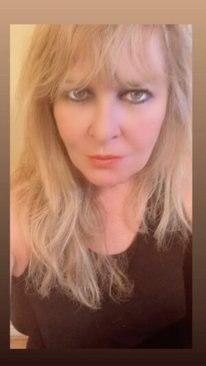 Amy Lyndon Instagram - It’s never the “how.” It’s always the “what.”
.
.
.
.
.
.

#acting #actinglife #actingclass  #actingcoach #actingschool #actingaudition #actingskills #actingislife #actingclasses #actingtips #loveacting #thisisacting #actorslife #actingworkshop  #actingstudio #iloveacting #tvactor #filmactor #selftape #audition #castingdirector #actingteacher  #screenacting #filmacting #actingcareer #actingtechnique #thelyndontechnique #amylyndon